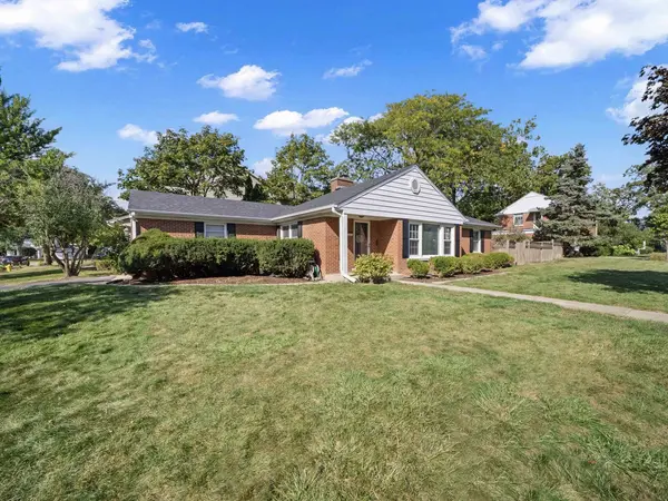 1100 Raleigh RD, Glenview, IL 60025