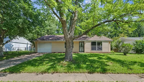 3316 Kimberly DR, Champaign, IL 61821