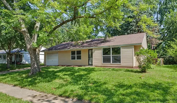 3316 Kimberly DR, Champaign, IL 61821