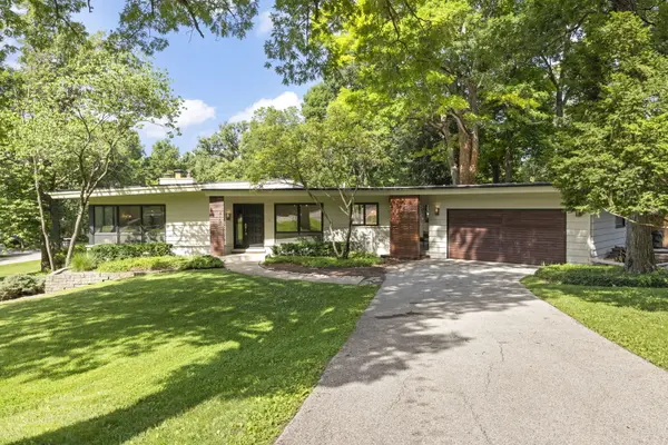 3N410 Maple CT,  West Chicago,  IL 60185