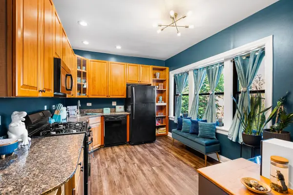 4027 N Southport AVE #2, Chicago, IL 60613