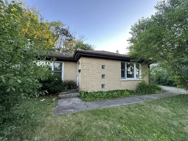 15240 Hilltop DR, Orland Park, IL 60462