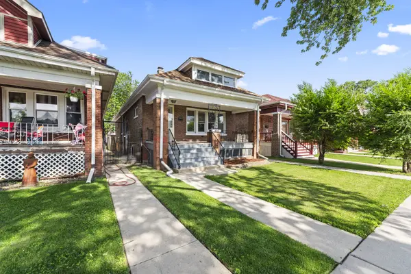 5827 S Spaulding AVE, Chicago, IL 60629