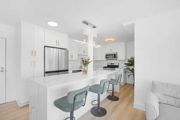 5500 Lincoln AVE #504W, Morton Grove, IL 60053