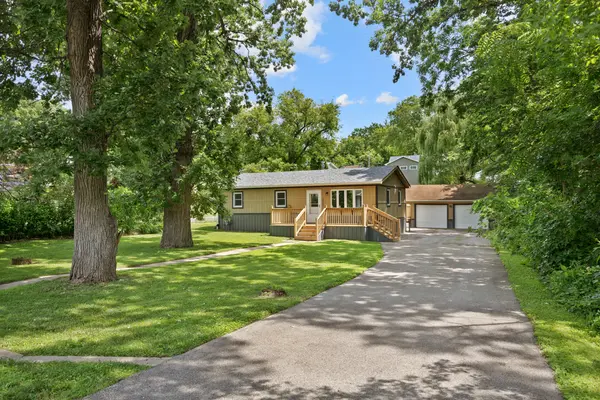 38207 N 3rd AVE, Spring Grove, IL 60081