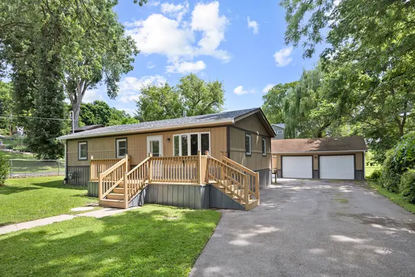 38207 N 3rd AVE, Spring Grove, IL 60081