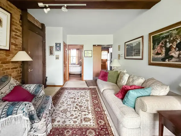 5869 N Glenwood AVE #3, Chicago, IL 60660
