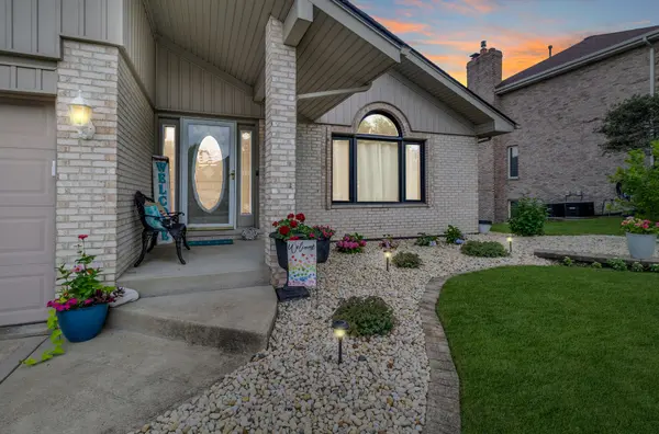 17543 Dolorosa DR, Orland Park, IL 60467