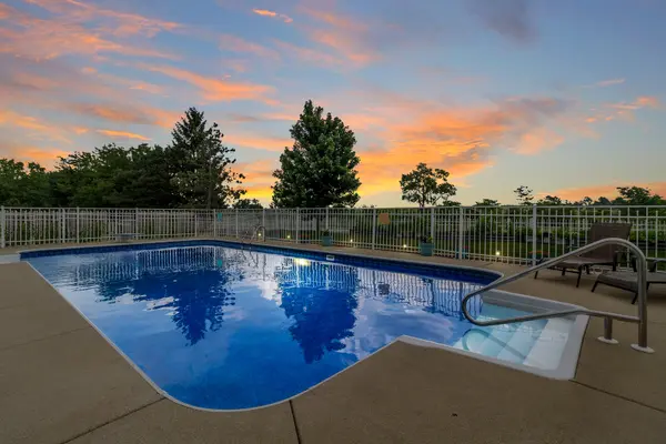 17543 Dolorosa DR, Orland Park, IL 60467