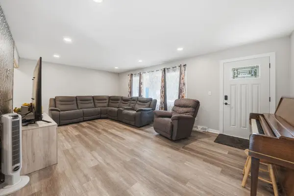 Address not disclosed, New Lenox, IL 60451