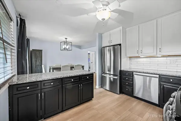 1441 E Joan DR, Palatine, IL 60074