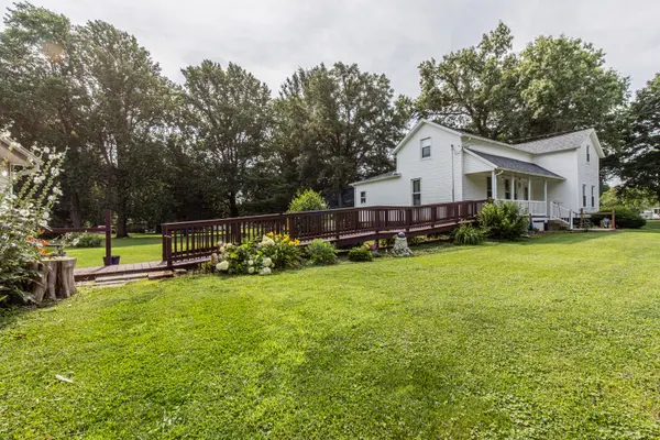 201 Locust ST, Malden, IL 61337