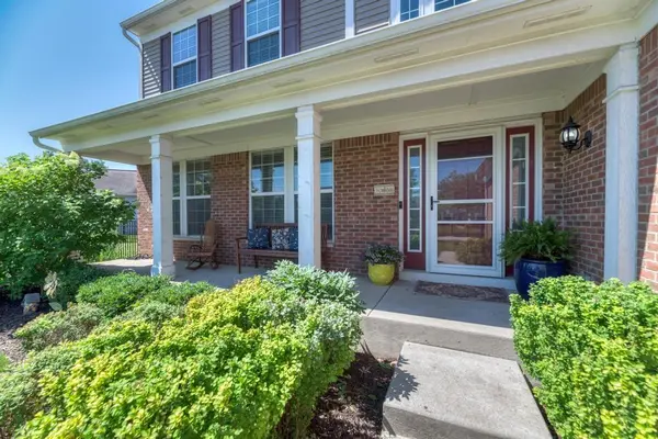 3507 Crestwood LN, Carpentersville, IL 60110