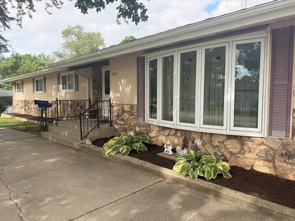 507 S Sheridan ST, Granville, IL 61326