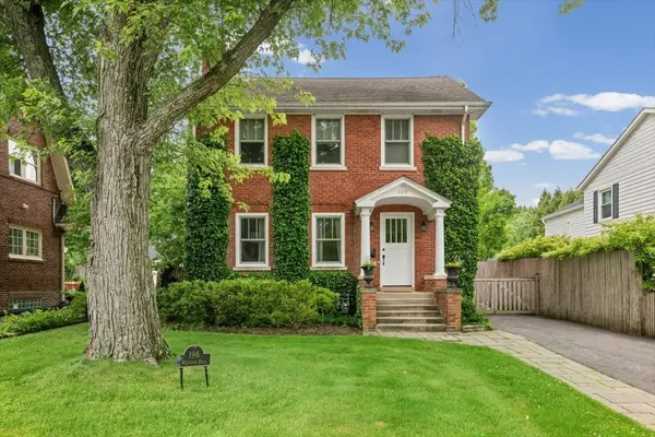 198 Wildwood RD, Lake Forest, IL 60045