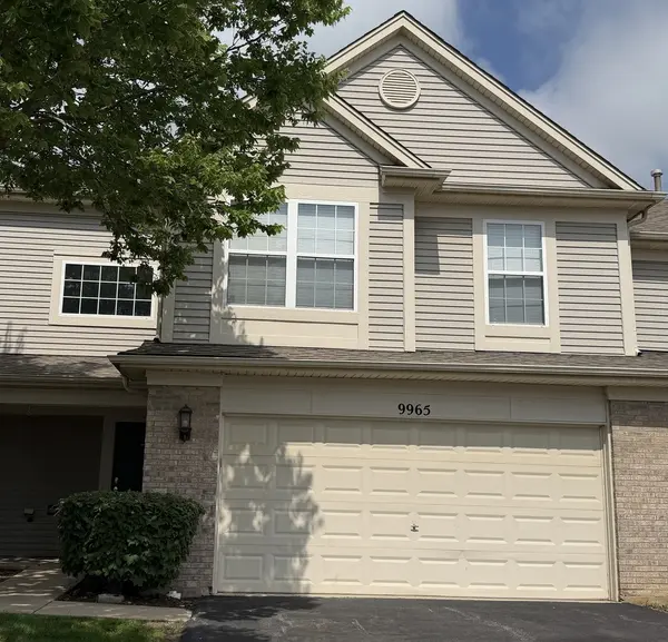 9965 Wakefield LN, Huntley, IL 60142