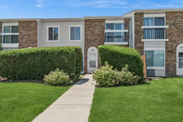1781 Raleigh LN, Hoffman Estates, IL 60169