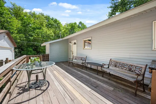 1628 E Dresser RD, Dekalb, IL 60115