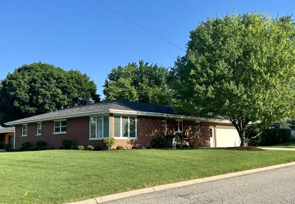 305 N Timothy LN, Mchenry, IL 60050