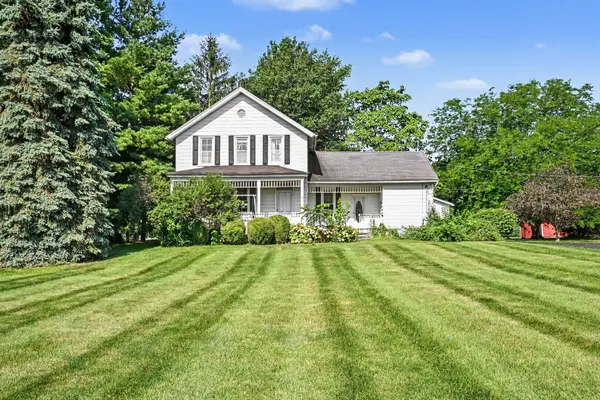 28548 S Cottage Grove AVE, Beecher, IL 60401