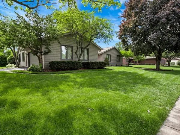 1441 Ramsey Close, Rockford, IL 61107