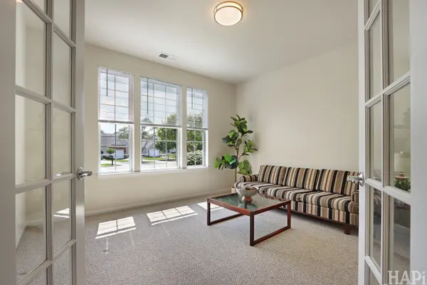 3142 Ravinia CIR, Mundelein, IL 60060