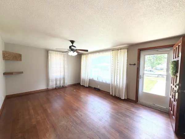 271 N DOUGLAS ST, Bradley, IL 60915