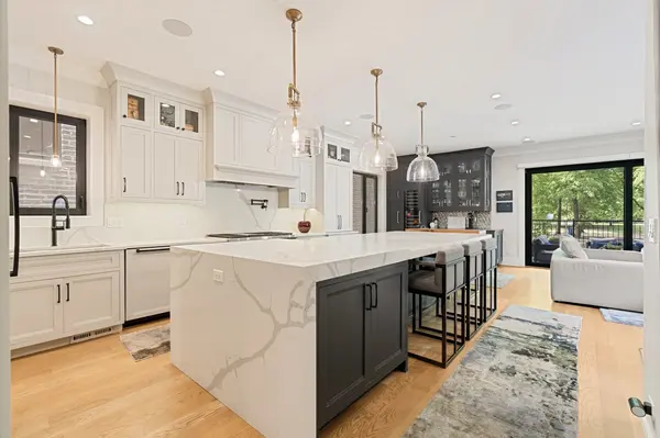 2207 N Orchard ST #1, Chicago, IL 60614