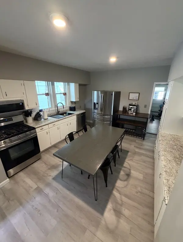 409 E 11th ST, Metropolis, IL 62960