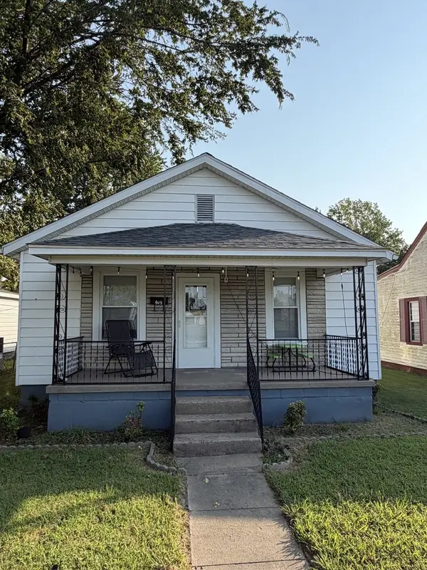 409 E 11th ST, Metropolis, IL 62960