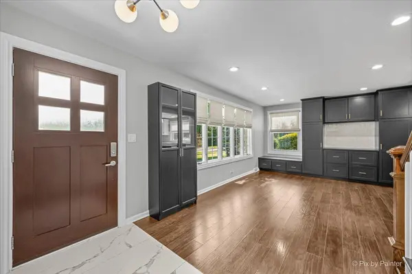 336 Orchard TER, Roselle, IL 60172
