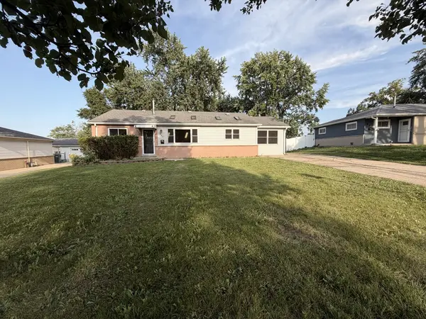 465 Arizona BLVD, Hoffman Estates, IL 60169