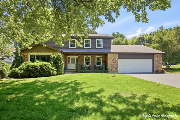 5912 Terra Cotta RD, Crystal Lake, IL 60014