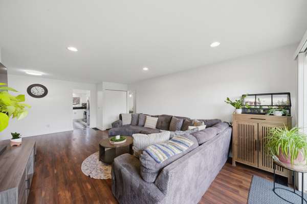 116 Steeple DR #B, Buffalo Grove, IL 60089
