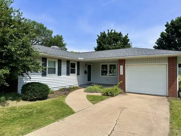 2325 12th ST, Peru, IL 61354