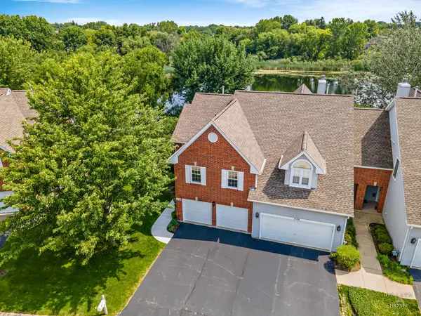 1572 W Ethans Glen DR, Palatine, IL 60067