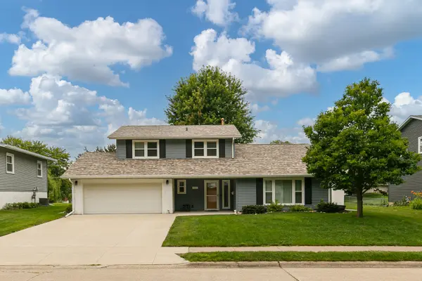 3330 Kenwood AVE, Davenport, IA 52807