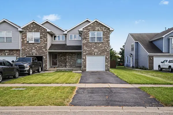 1416 E ARNOLD ST, Sandwich, IL 60548