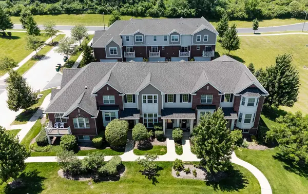 16745 Brighton DR, Lemont, IL 60439