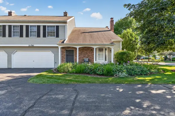 2s761 Grove LN, Warrenville, IL 60555