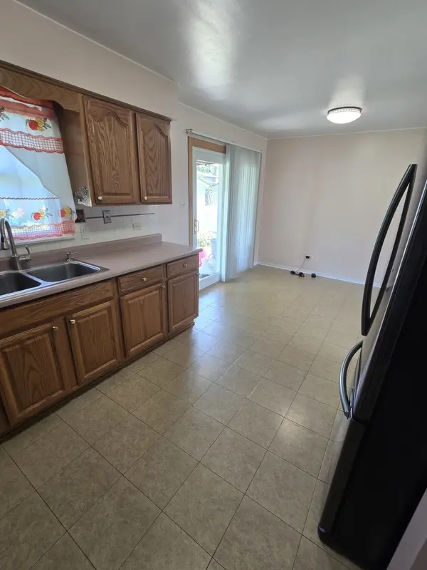 7836 W 81st ST, Bridgeview, IL 60455