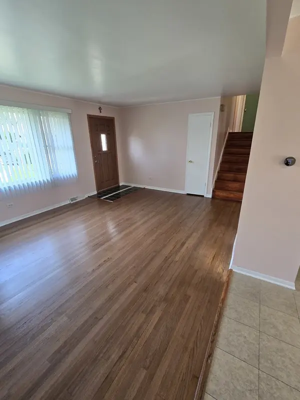 7836 W 81st ST, Bridgeview, IL 60455