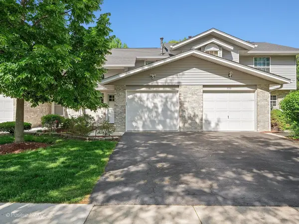 718 N Tamarac BLVD,  Addison,  IL 60101