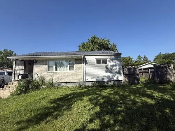 2228 Shawnee RD, Waukegan, IL 60087