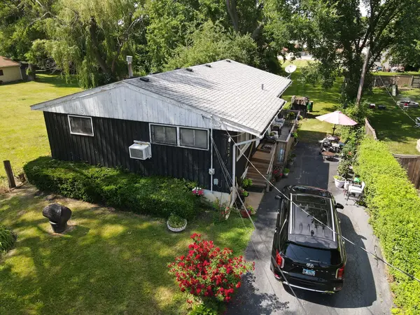1428 Superior, Aurora, IL 60505