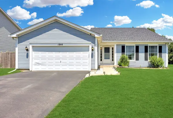 1844 Kendall Ridge BLVD, Plainfield, IL 60586