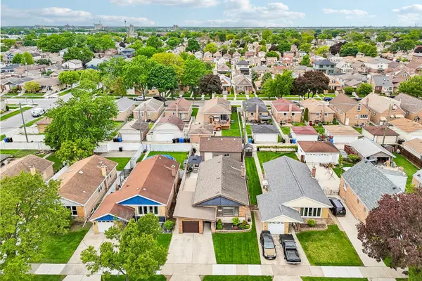 5742 S Rutherford AVE, Chicago, IL 60638