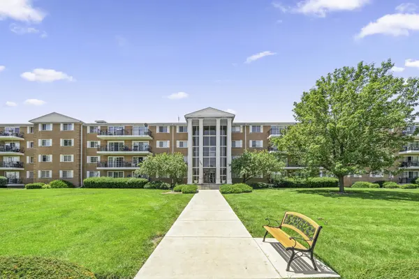 1060 N Farnsworth AVE #1115,  Aurora,  IL 60505
