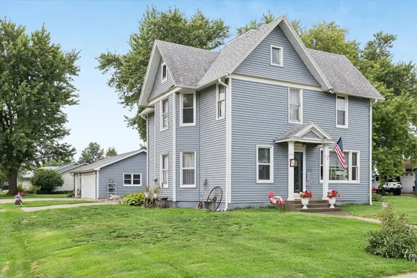 313 Grove ST, Calamus, IA 52729