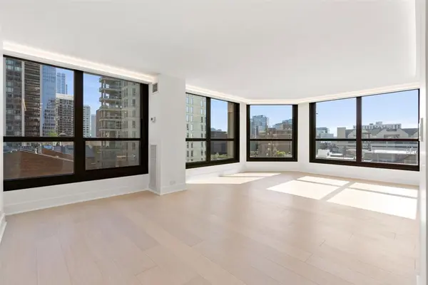 1030 N State ST #2L, Chicago, IL 60610